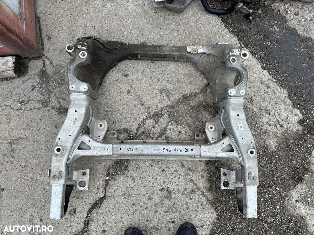 Punte fata, cadru motor MERCEDES C-class W205 C43 AMG an 2014-2021 - 1