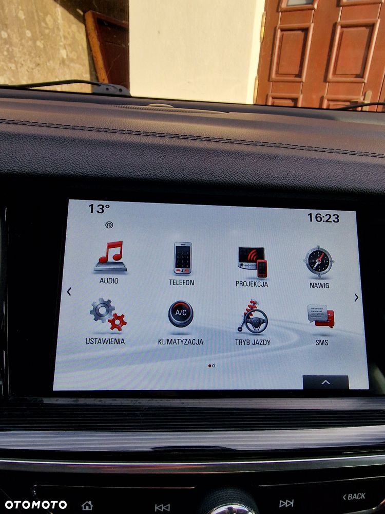 Opel Insignia - 8