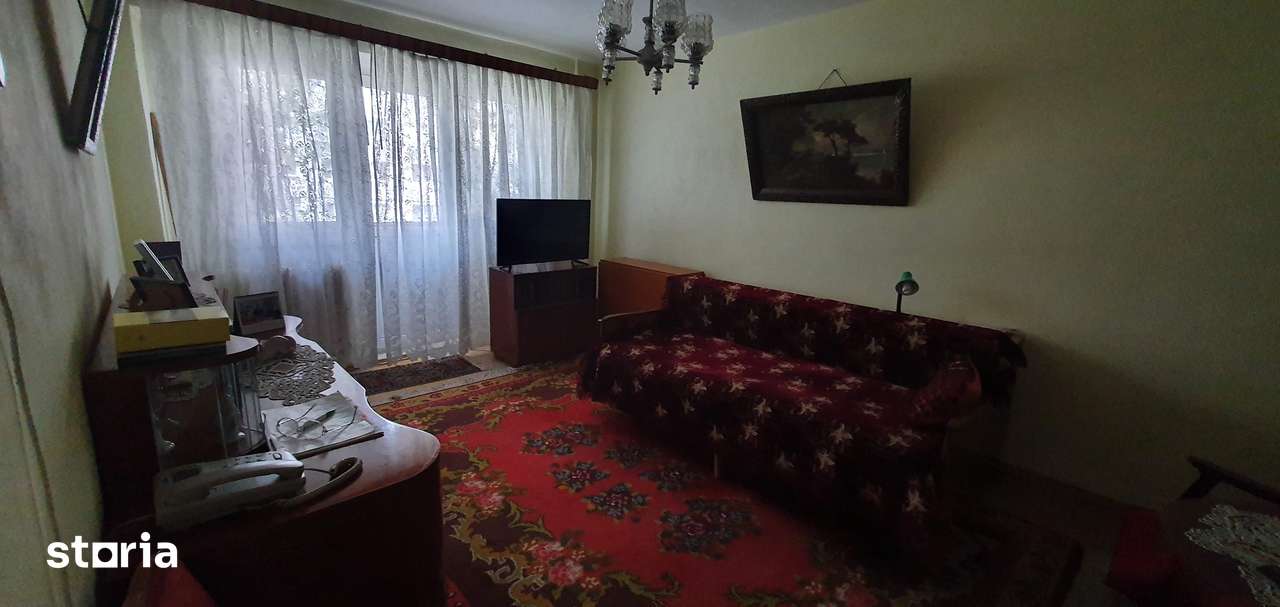 Apartament 3 camere, balcon, Braila Sud — fotografia 1