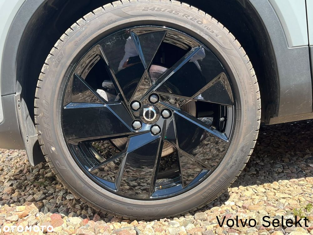 Volvo XC 40 - 33