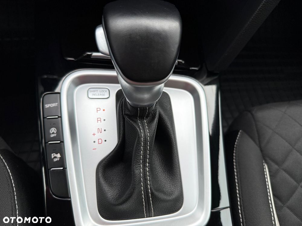 Kia ProCeed - 24
