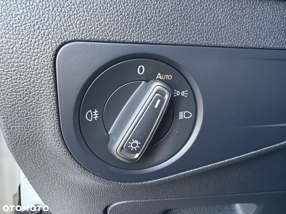 Volkswagen Tiguan - 19