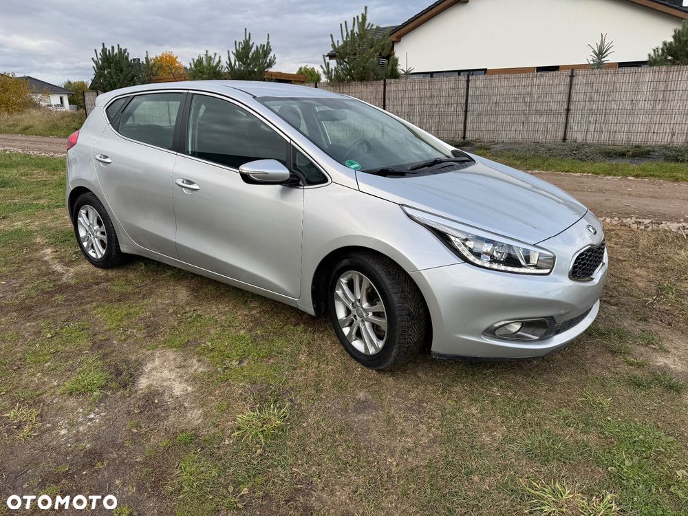 Kia Ceed 1.6 CRDi L - 1