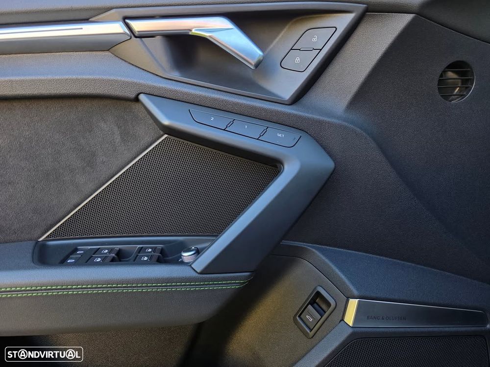 Audi RS3 Sportback 2.5 TFSI quattro S tronic - 8