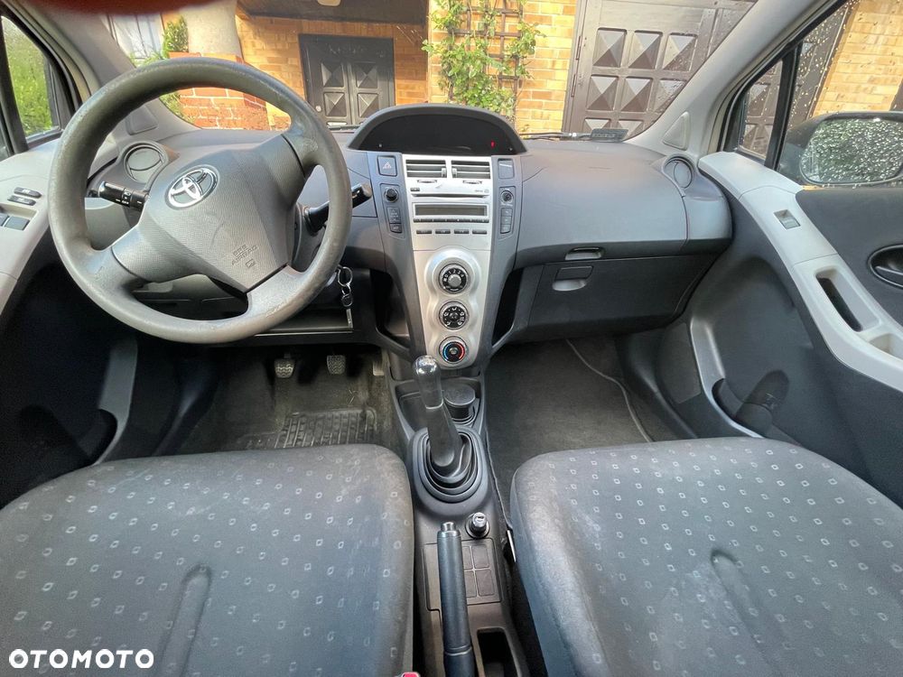 Toyota Yaris 2006 photo 5