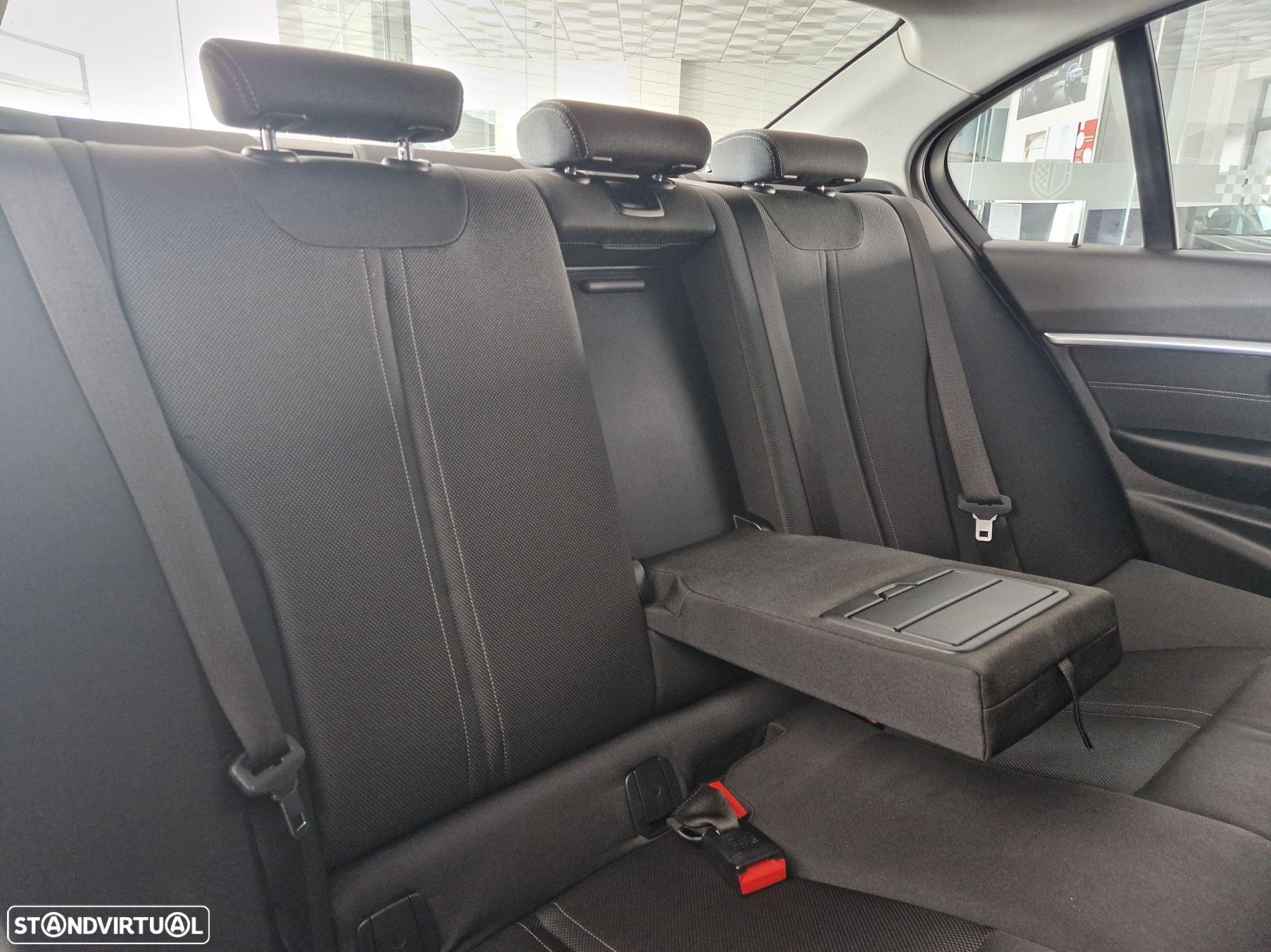 BMW 318 d Line Sport Auto - 17