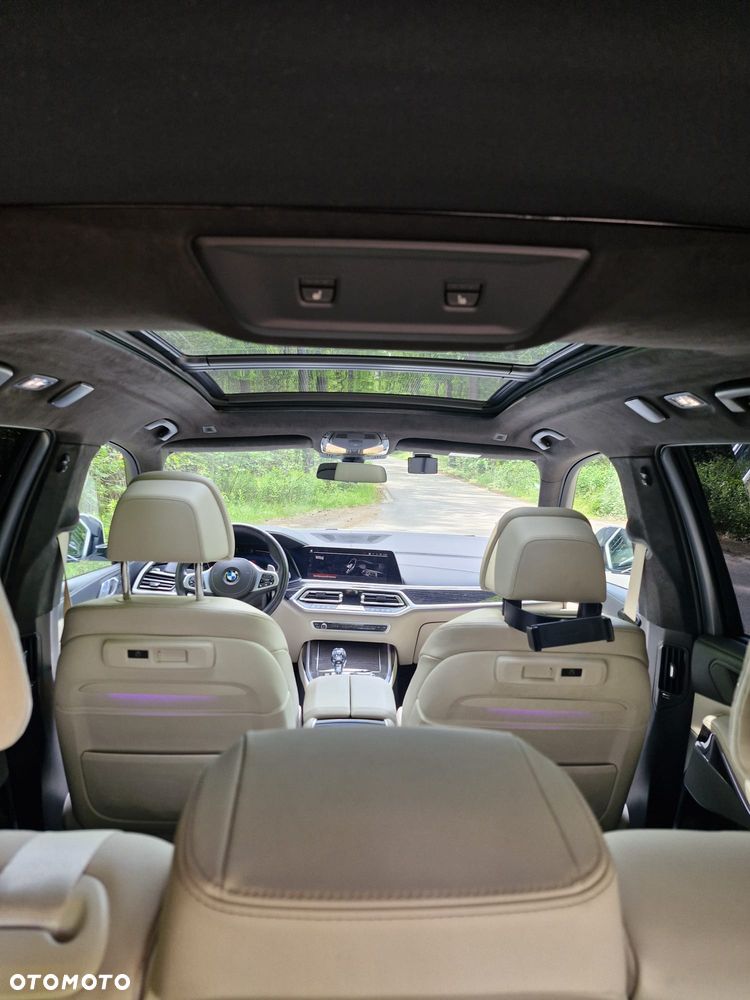 BMW X7 - 10