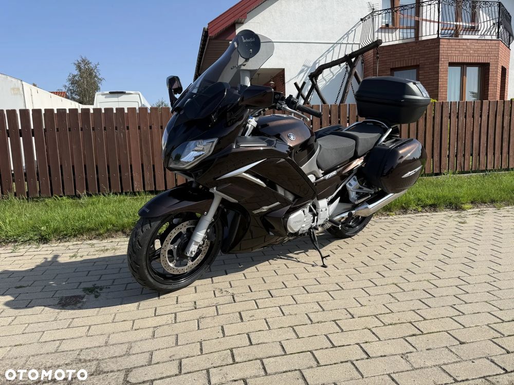 Yamaha FJR - 2