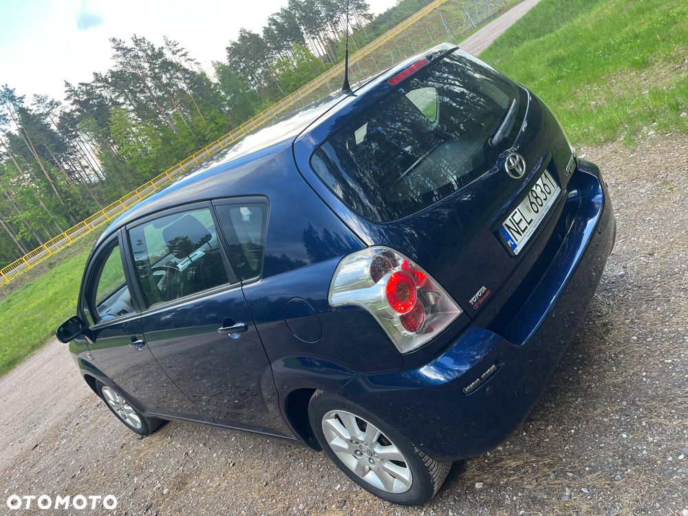 Toyota Corolla Verso 1.8 Prestige - 4