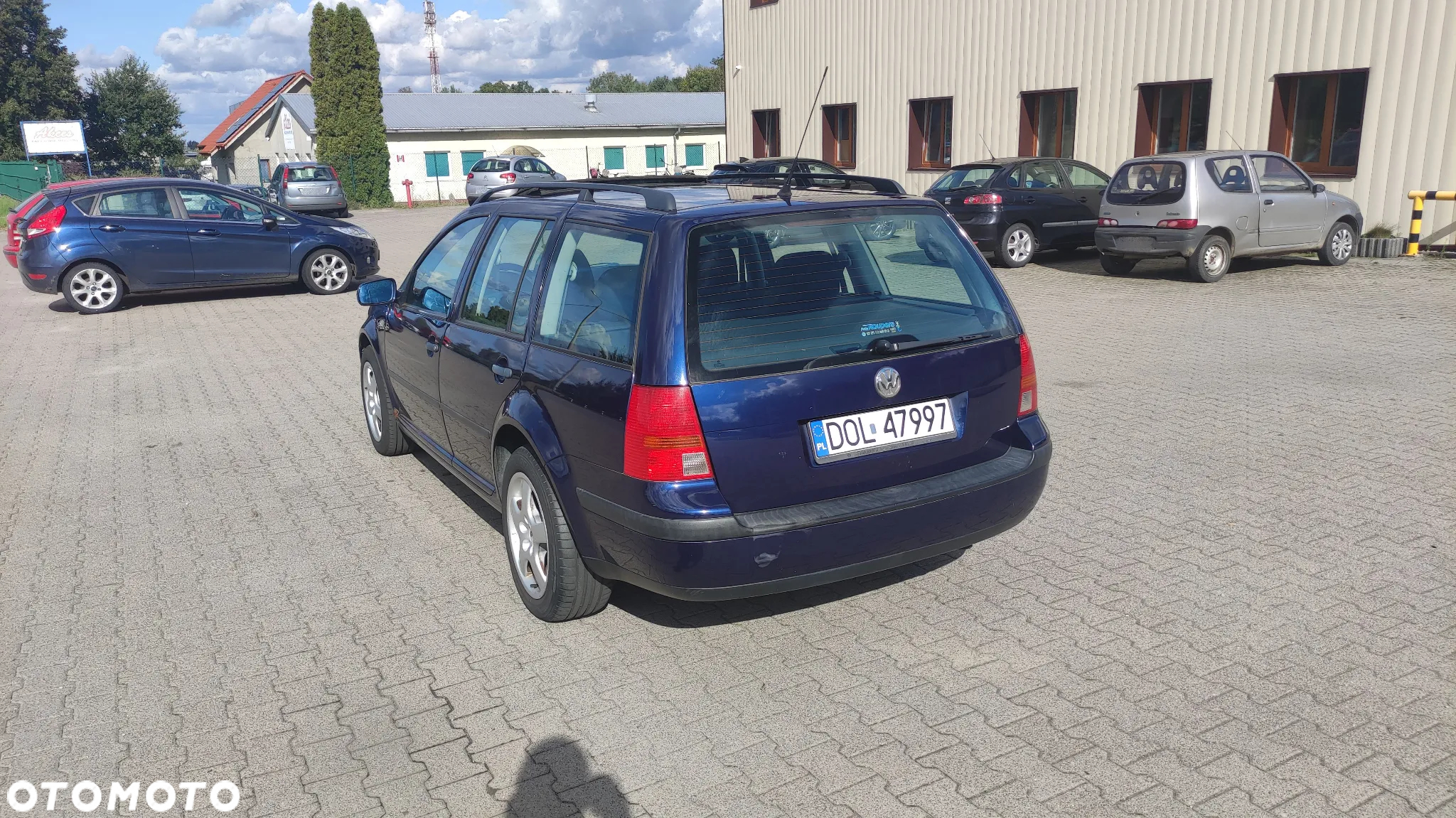 Volkswagen Golf - 9
