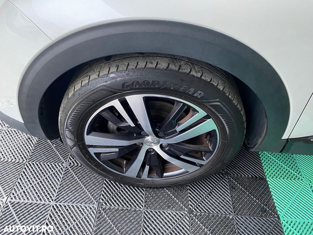 Peugeot 3008 PureTech 130 Stop & Start Access - 21