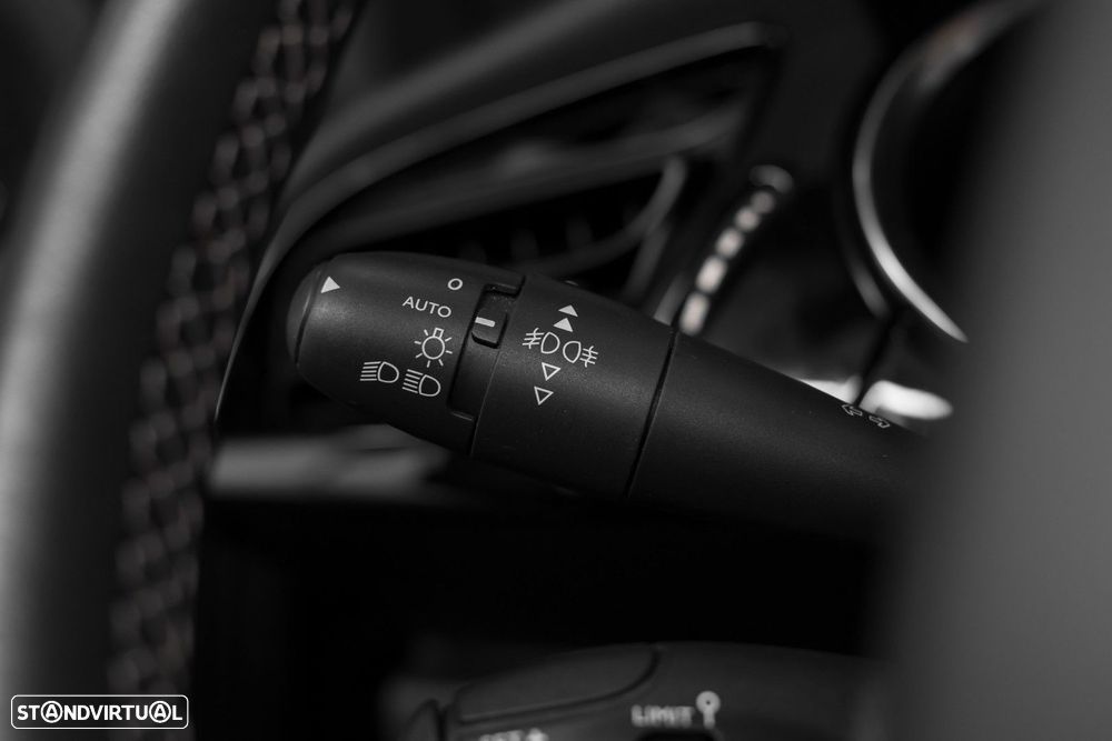 DS DS3 1.2 PureTech So Chic EAT6 - 16