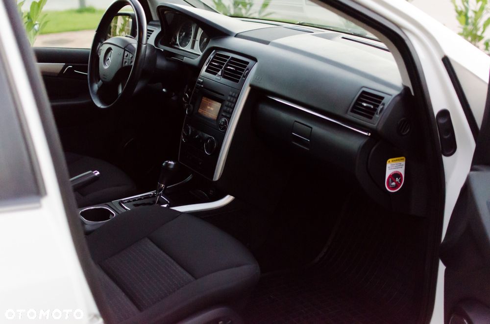Mercedes-Benz Klasa B 200 CDI Autotronic - 10