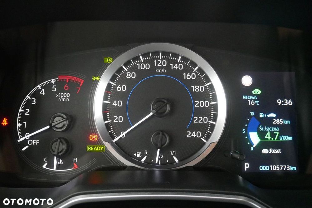 Toyota Corolla 1.8 Hybrid Active - 9