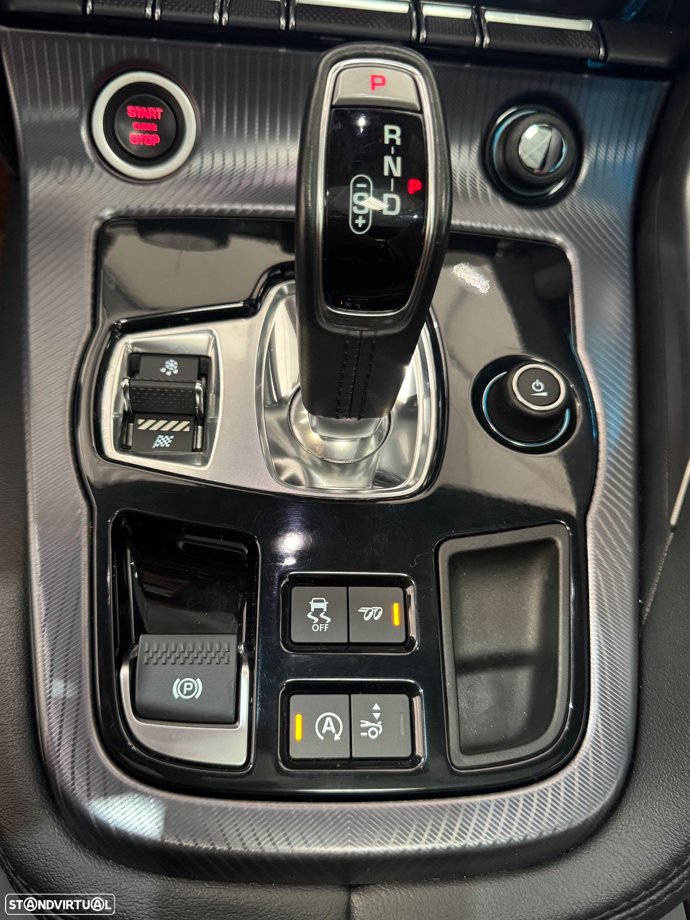 Jaguar F-Type 2.0 i4 R-Dynamic - 35