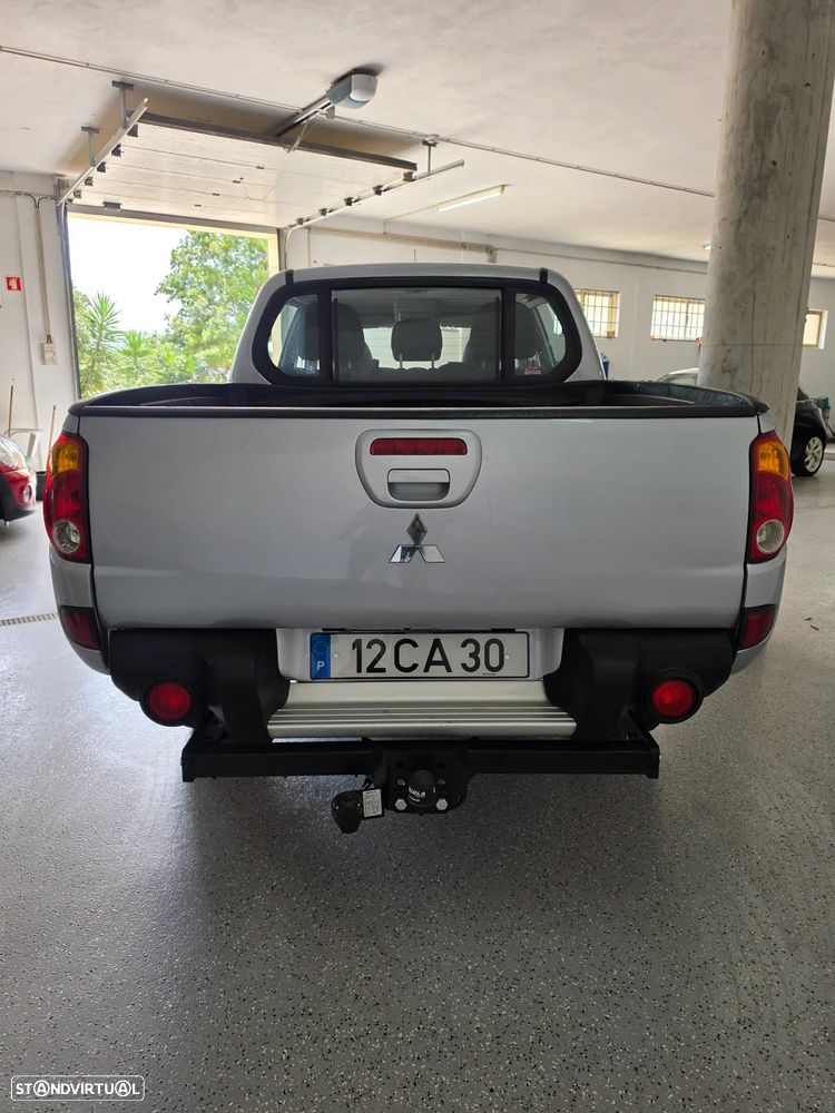 Mitsubishi L200 2.5 DI-D CD Invite+ AC/ABS 4WD - 3