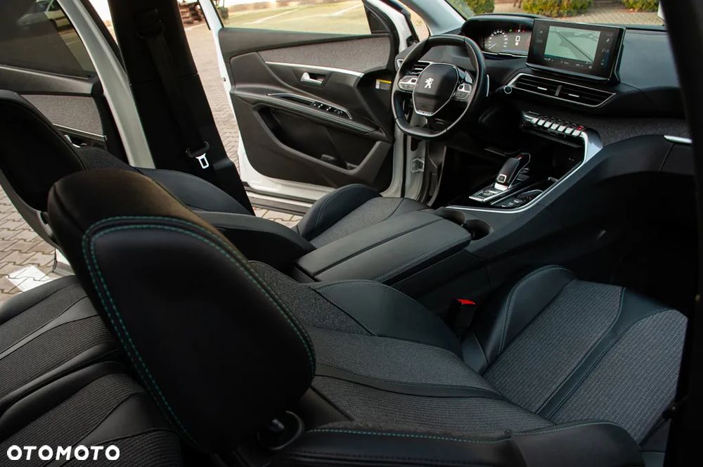 Peugeot 5008 2.0 BlueHDI GT S&S EAT8 - 24