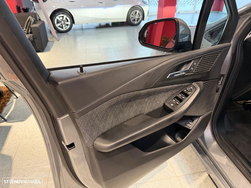 BMW 218 Active Tourer - 14