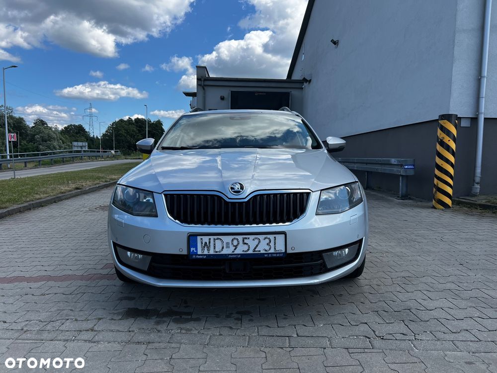 Skoda Octavia 2.0 TDI Elegance DSG - 8