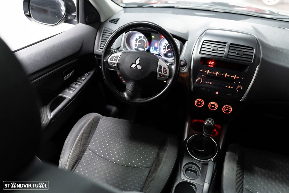 Mitsubishi ASX 1.8 DI-D Instyle - 31