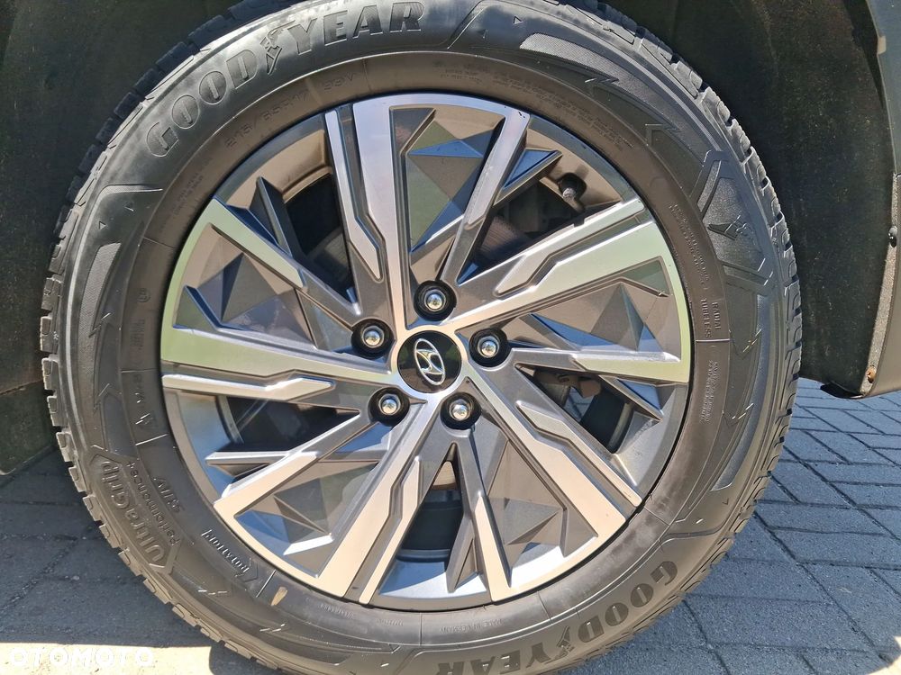 Hyundai Tucson 1.6 T-GDi HEV Executive 4WD - 26