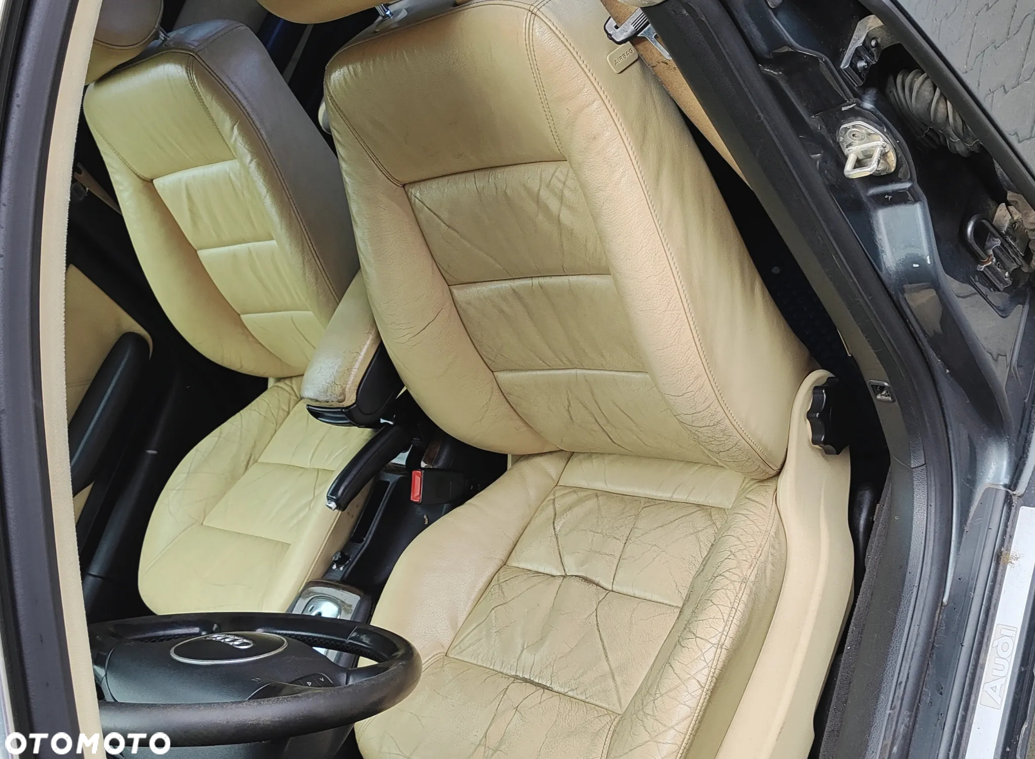 Audi A6 - 6