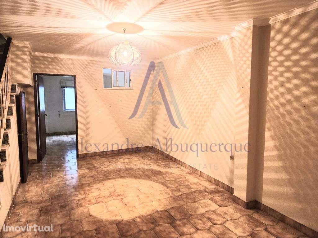 Venda de R/C Duplex em Sesimbra - Grande imagem: 4/13