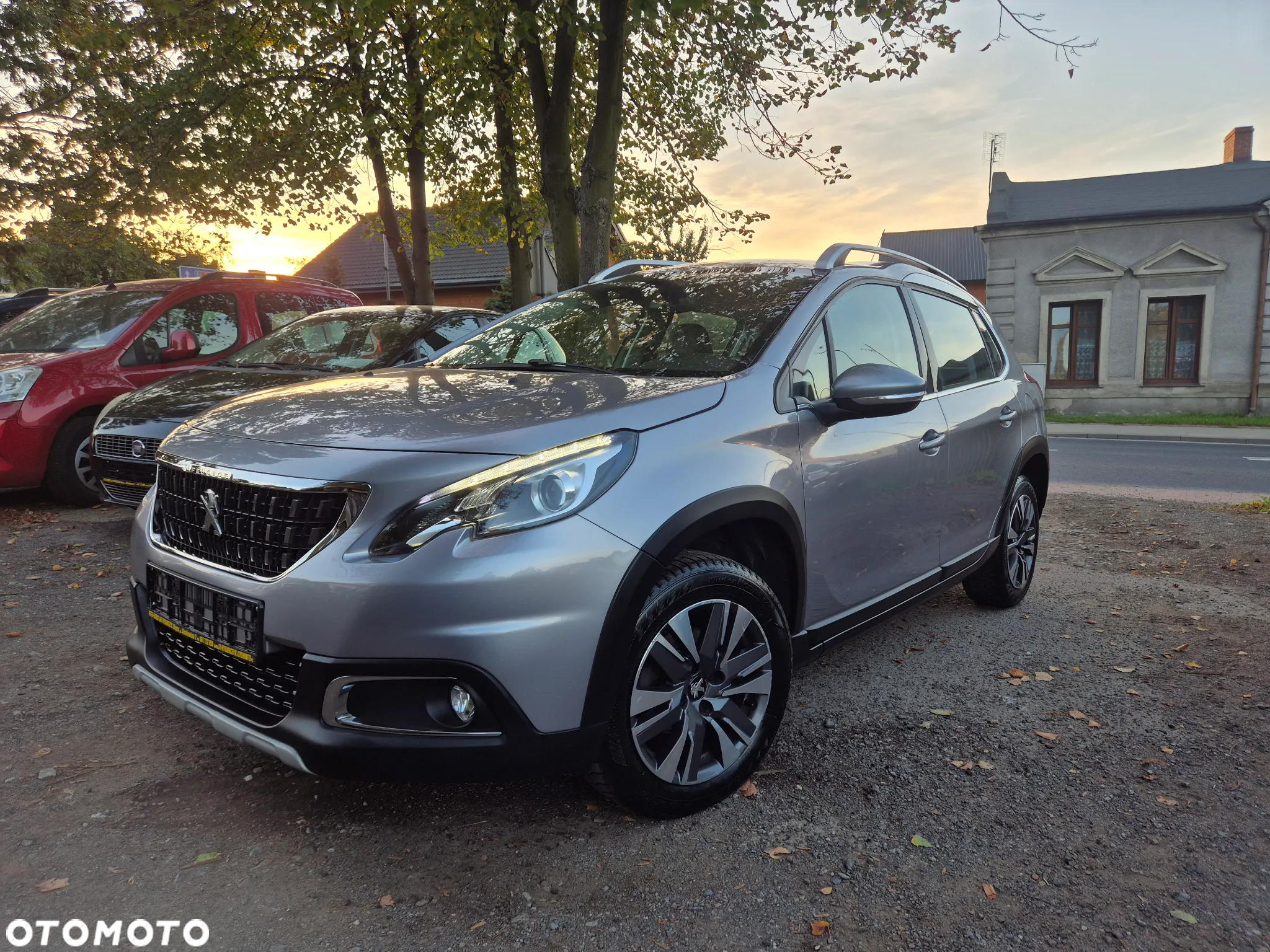 Peugeot 2008 1.6 BlueHDi Allure - 11