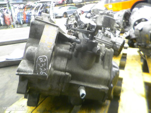 Caixa Velocidades CEU VW POLO 2003 1.2 64CV 5P AZUL GASOLINA - 3