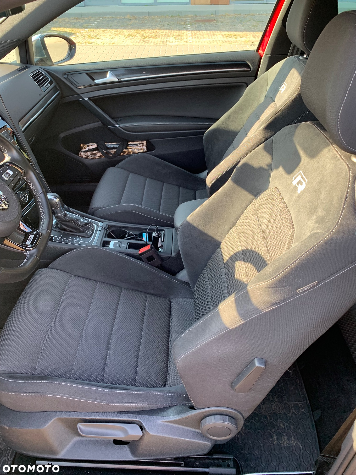 Volkswagen Golf VII 2.0 TSI BMT 4Mot R DSG - 15