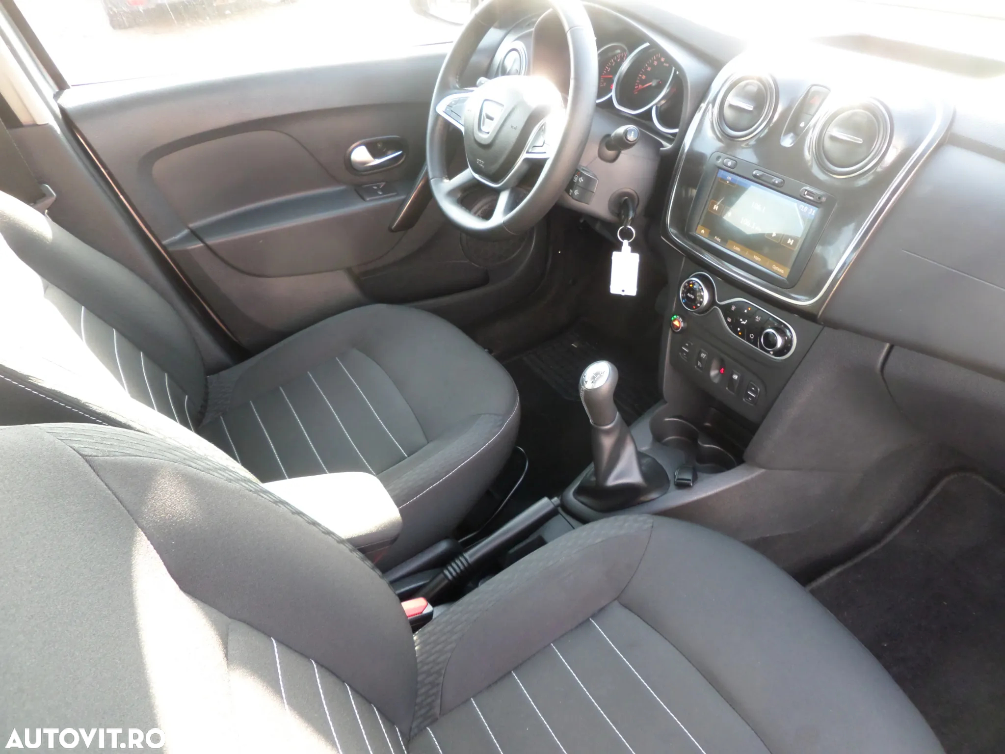 Dacia Logan - 5
