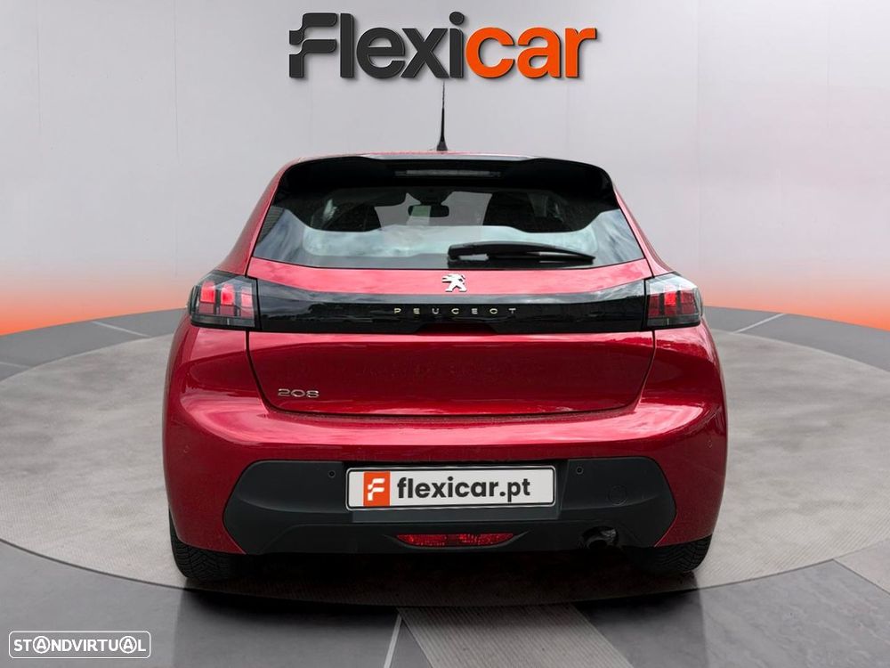 Peugeot 208 - 8