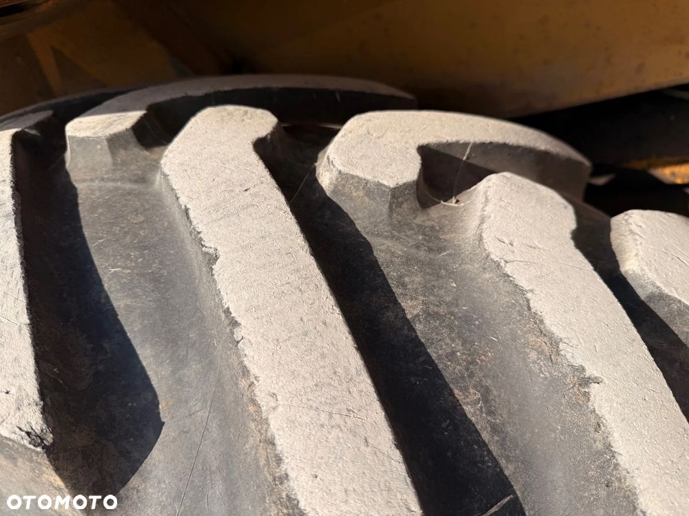 Caterpillar 428 Koparko Ładowarka 3 Łyżki - 15