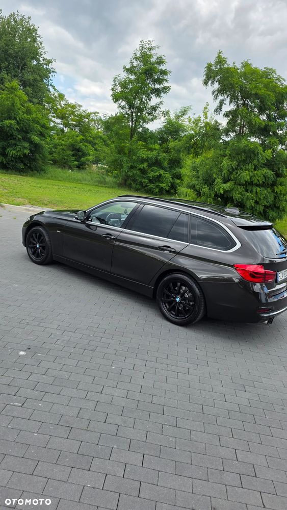 BMW Seria 3 320d Luxury Line - 8