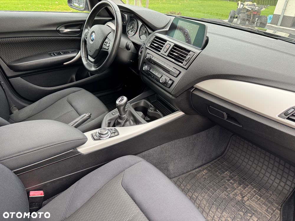 BMW Seria 1 116d - 27