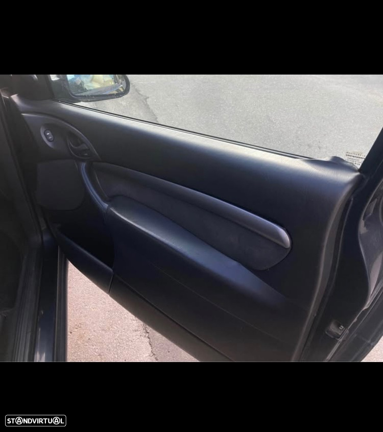 Ford Focus - 8