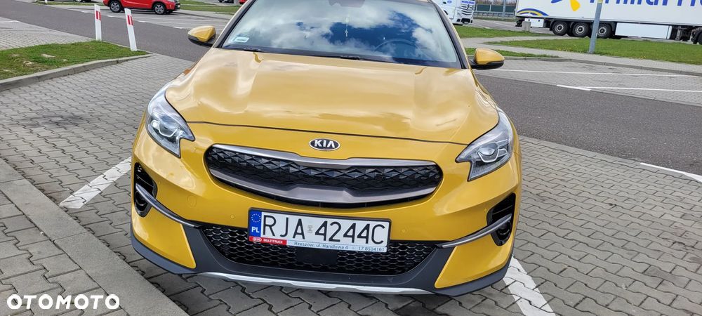 Kia XCeed - 30
