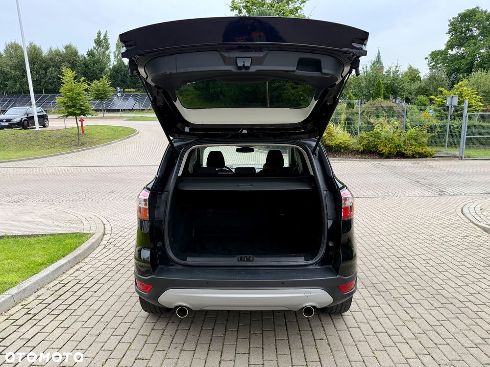 Ford Kuga 1.5 EcoBoost 2x4 Titanium - 28