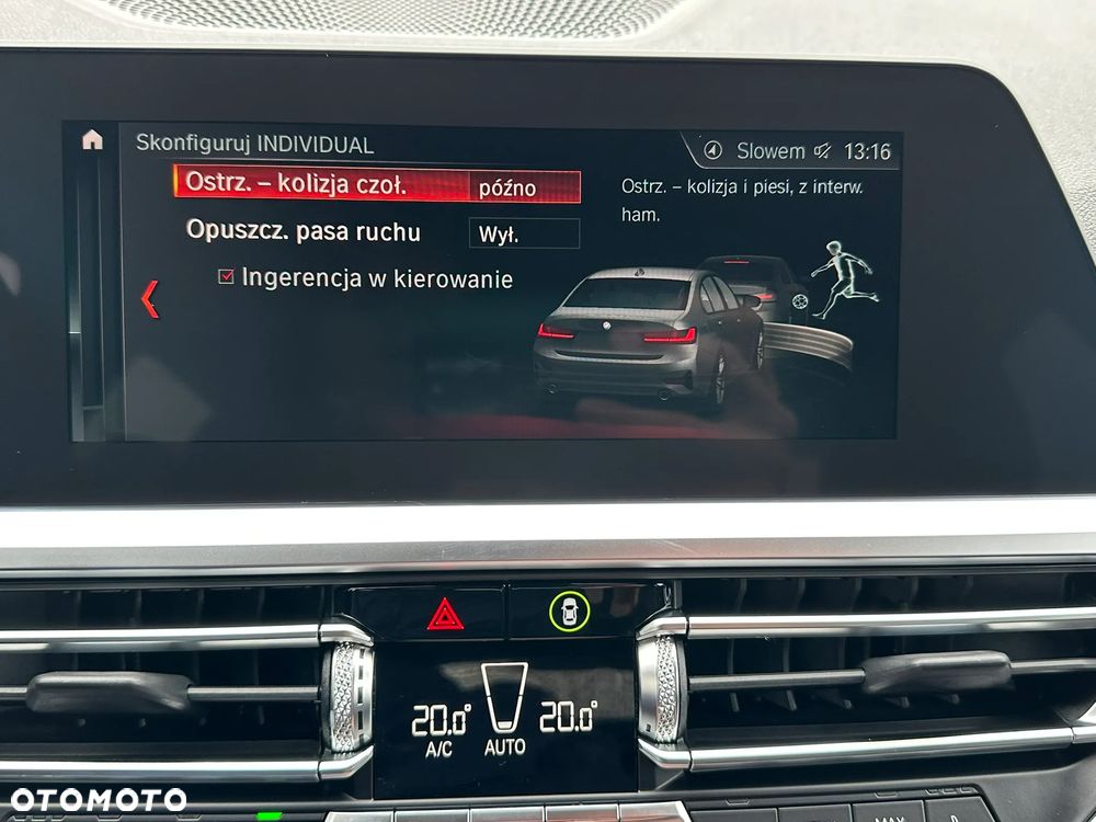 BMW Seria 3 320i xDrive M Sport - 33