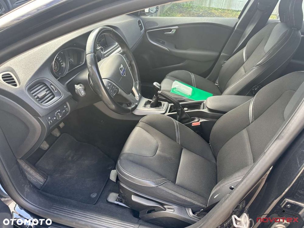 Volvo V40 D2 Momentum - 5
