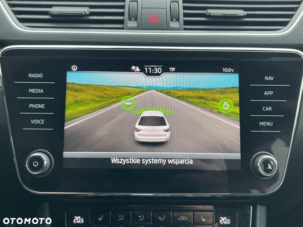 Skoda Superb 1.5 TSI Ambition DSG - 21