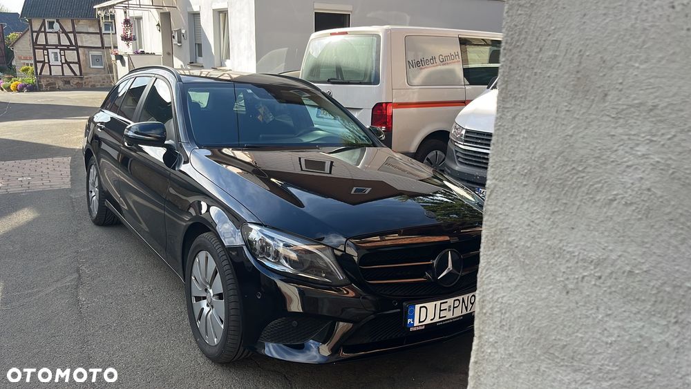 Mercedes-Benz Klasa C 220 d 9G-TRONIC - 18