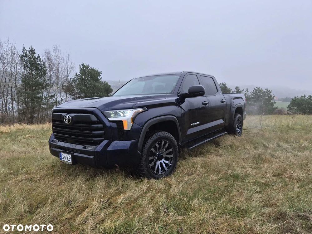 Toyota Tundra - 1