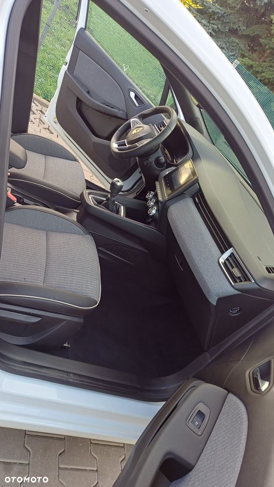 Renault Clio - 10