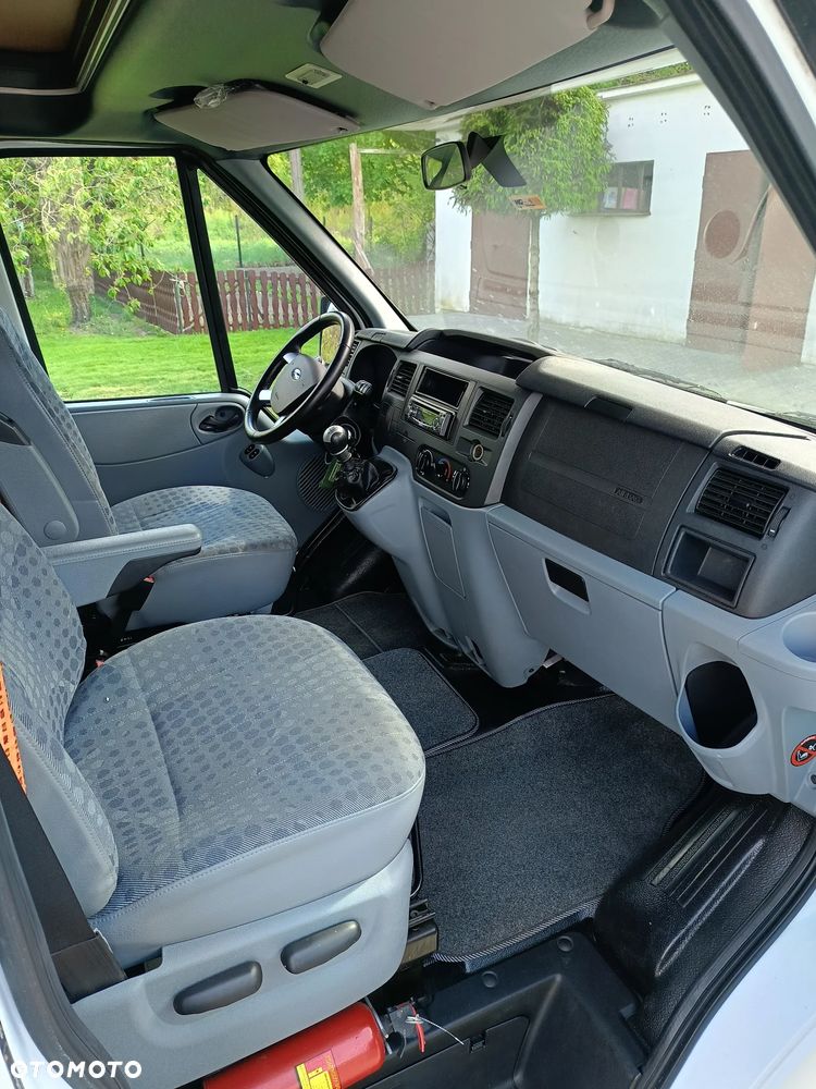 Ford Transit - 6