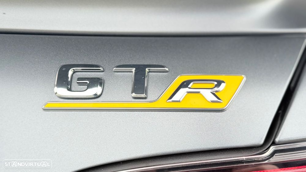 Mercedes-Benz AMG GT R - 38