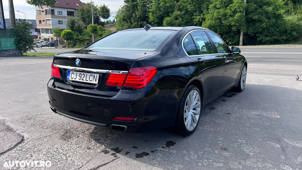 BMW Seria 7 740d xDrive Aut. - 2