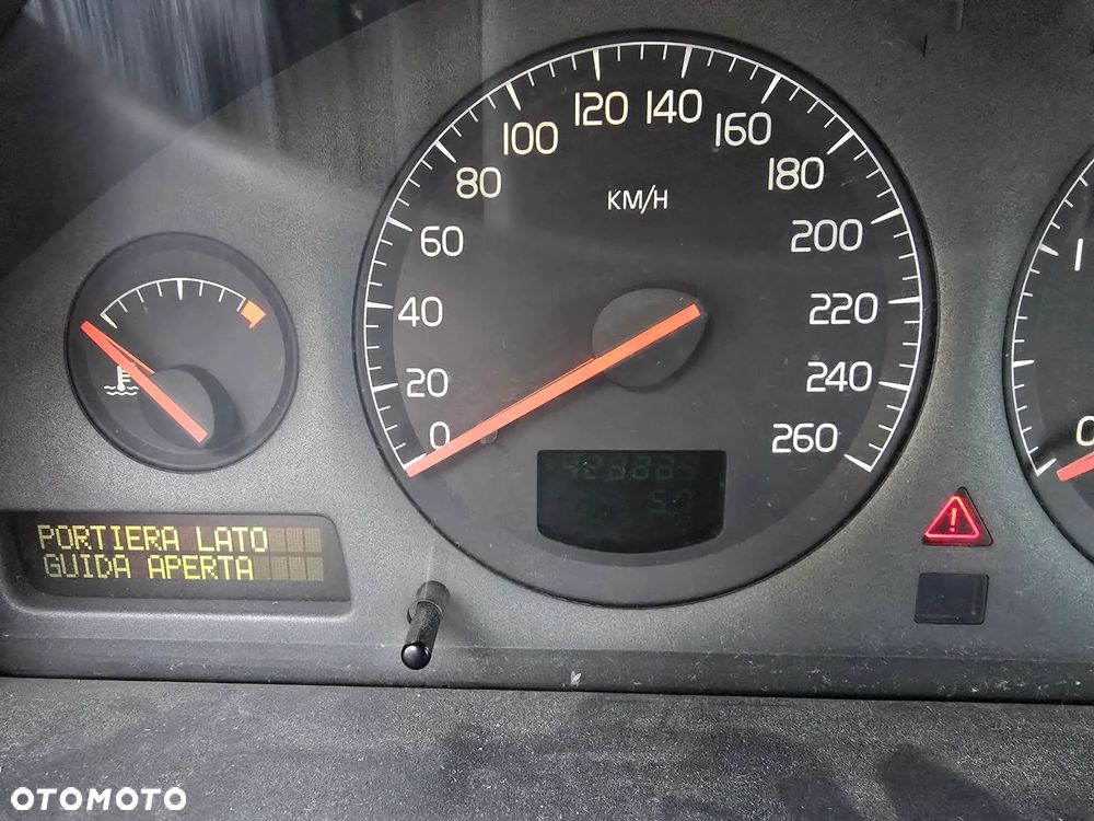 Volvo V70 2.5TDI - 15