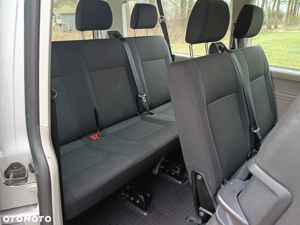 Volkswagen Caravelle 2.0 TDI L2 Trendline DSG - 17