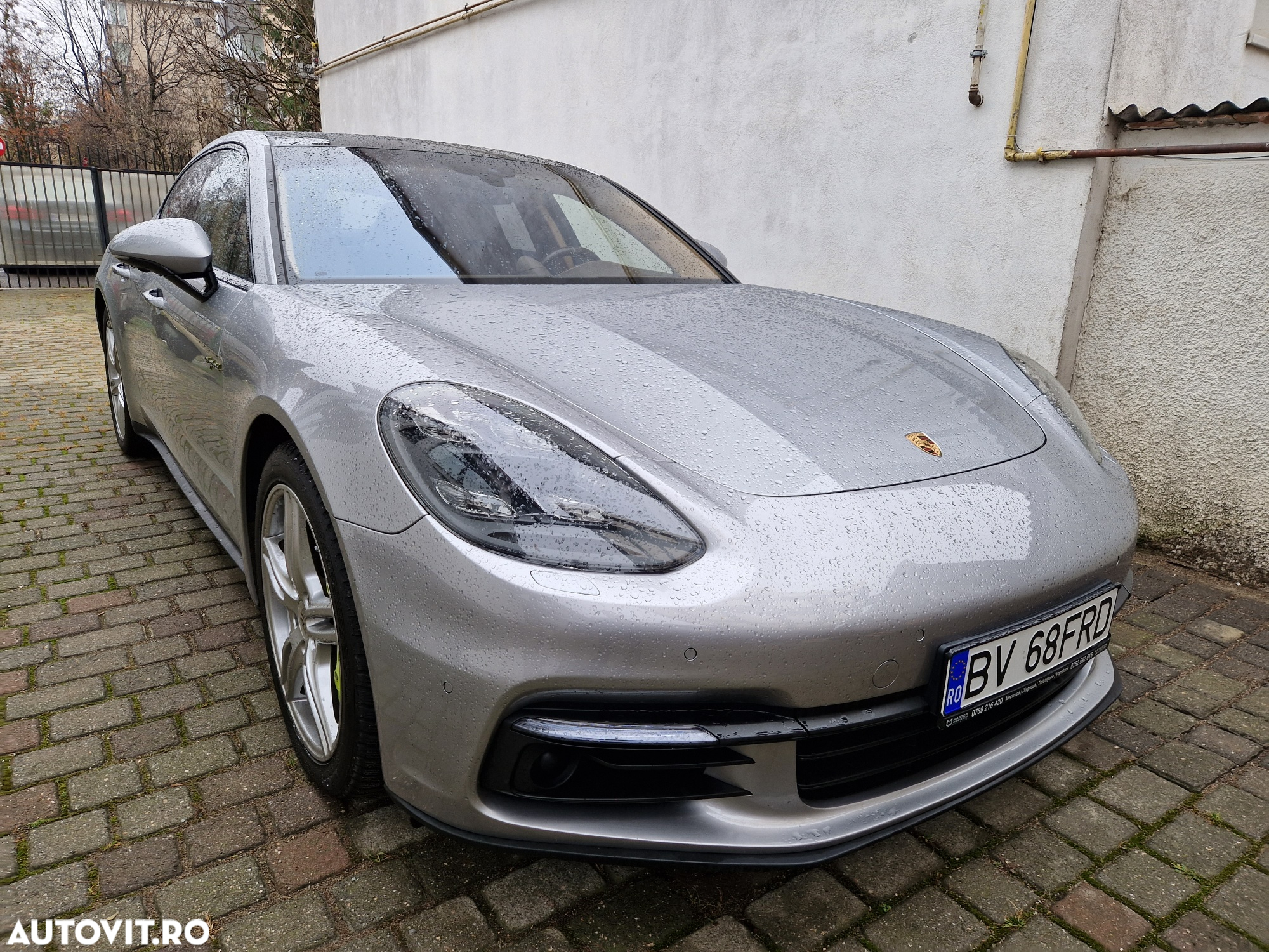 Porsche Panamera - 34